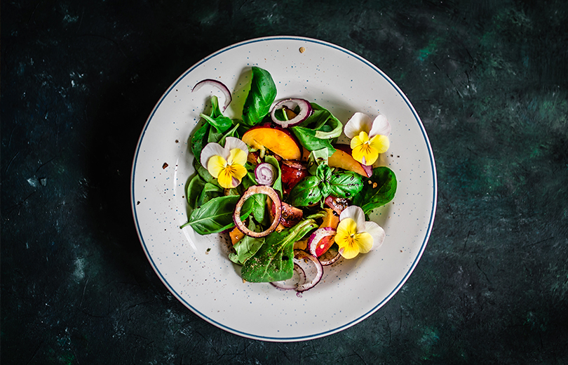 Miele di sulla e insalata